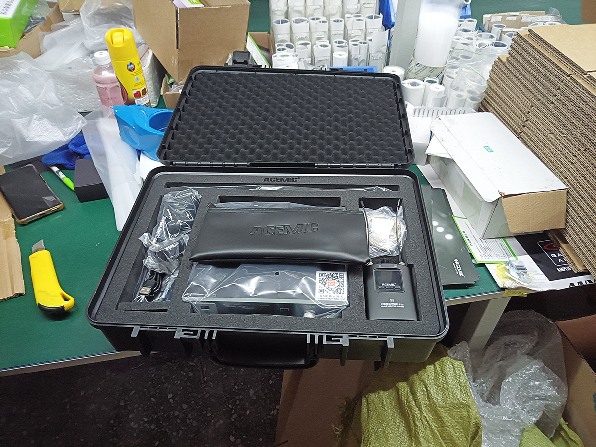 G5B Stereo Wireless In-Ear Monitor System for Singers