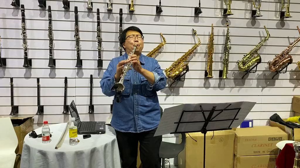 FT-5 Wireless Clarinet Microphone